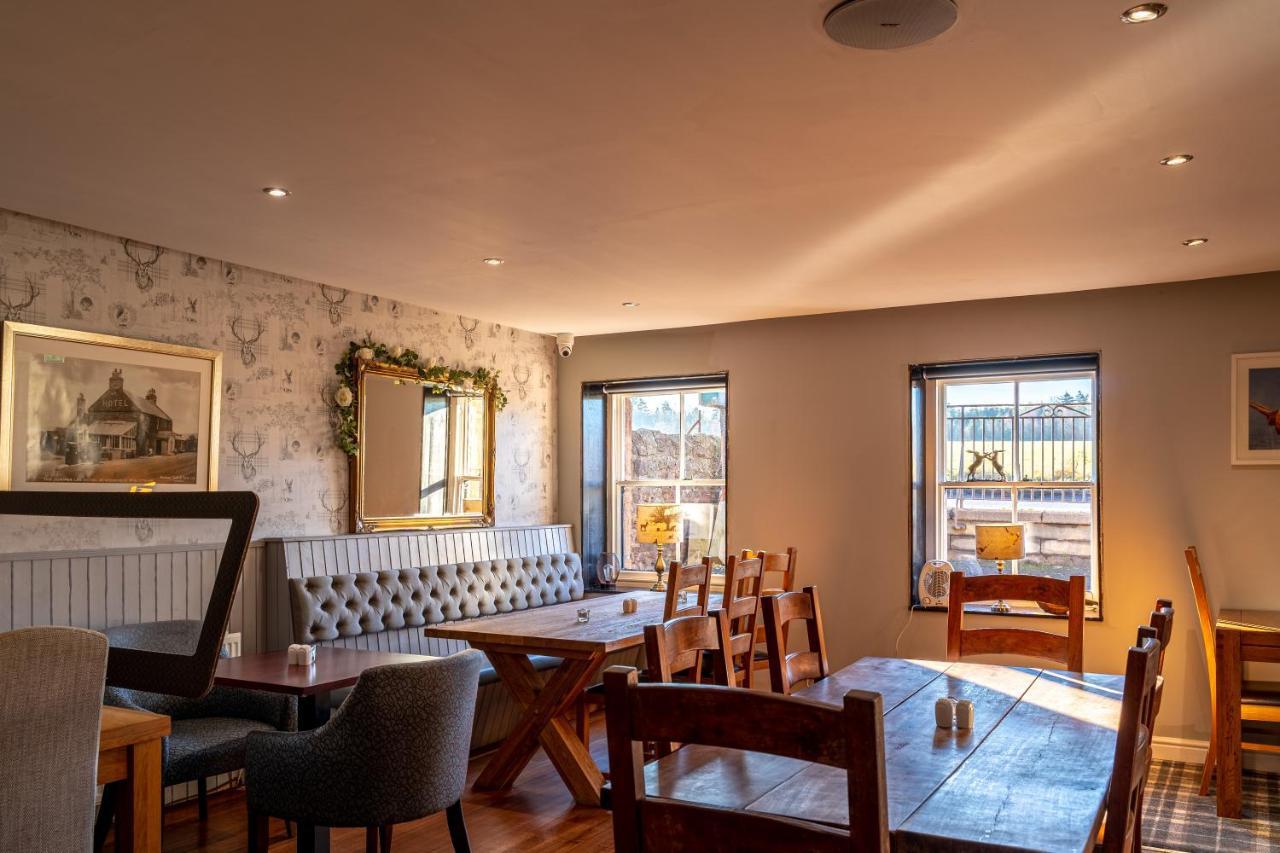 The Juniperlea Inn Pathhead Екстериор снимка