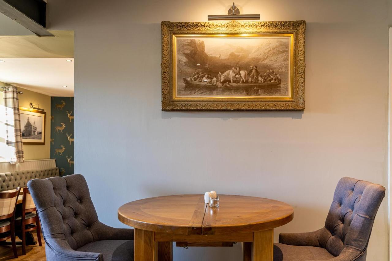 The Juniperlea Inn Pathhead Екстериор снимка